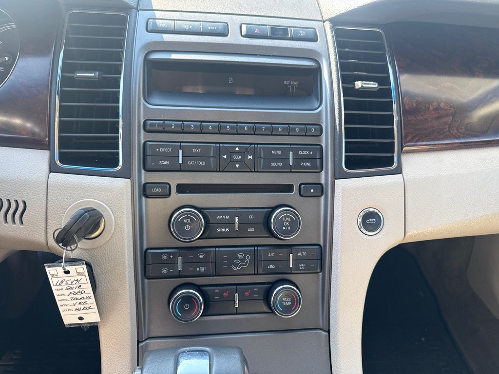 2011 Ford Taurus Image 18
