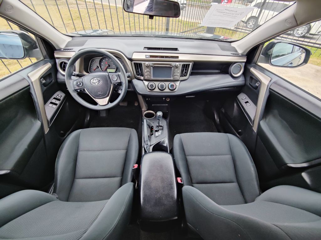 2014 Toyota Rav4 Image 5