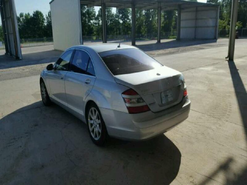 2007 Mercedes-Benz S-Class Image 2