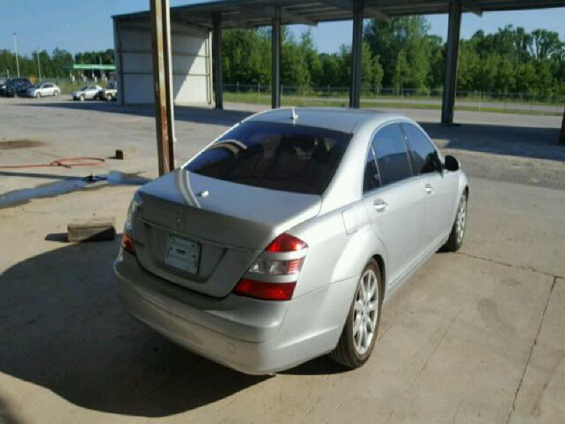 2007 Mercedes-Benz S-Class Image 3