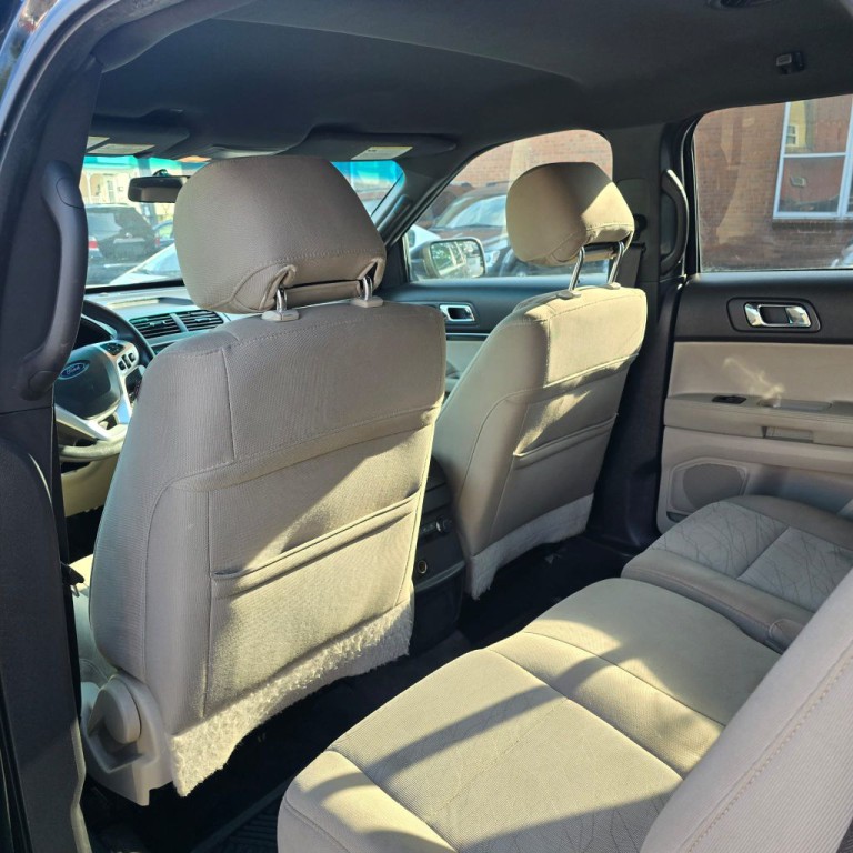 2014 Ford Explorer Image 8