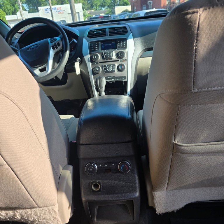 2014 Ford Explorer Image 15