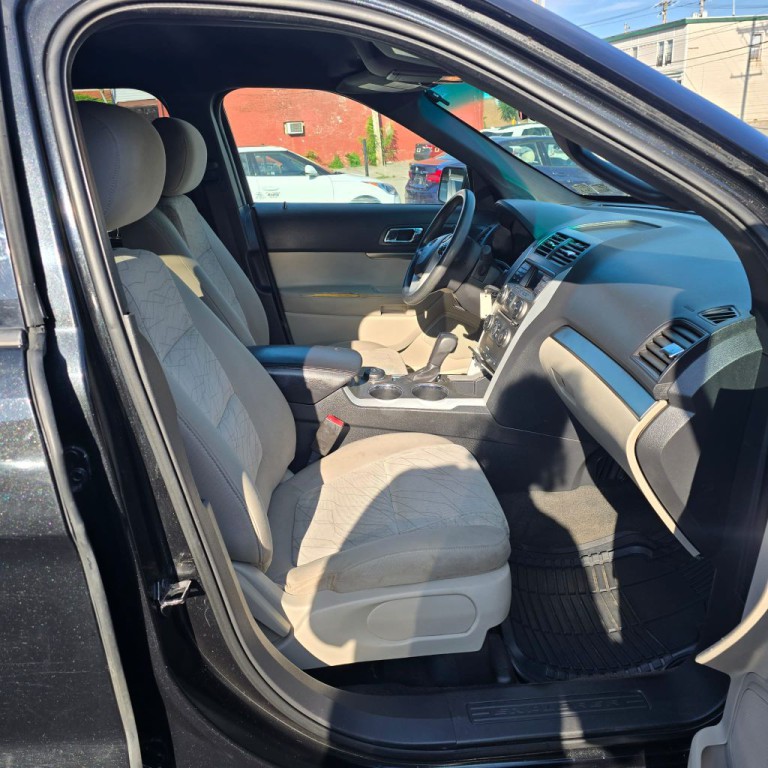 2014 Ford Explorer Image 18