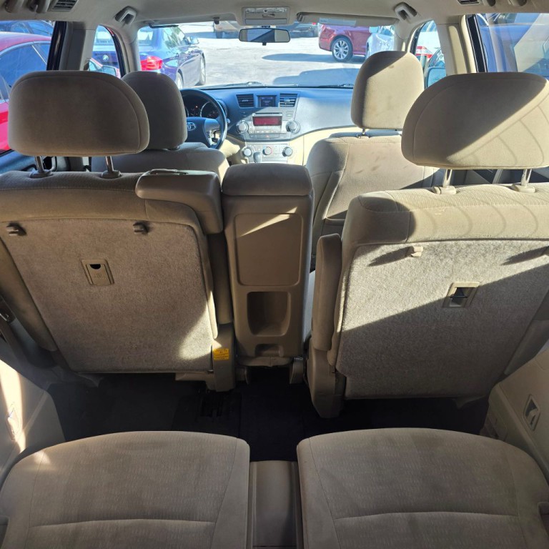 2012 Toyota Highlander Image 12