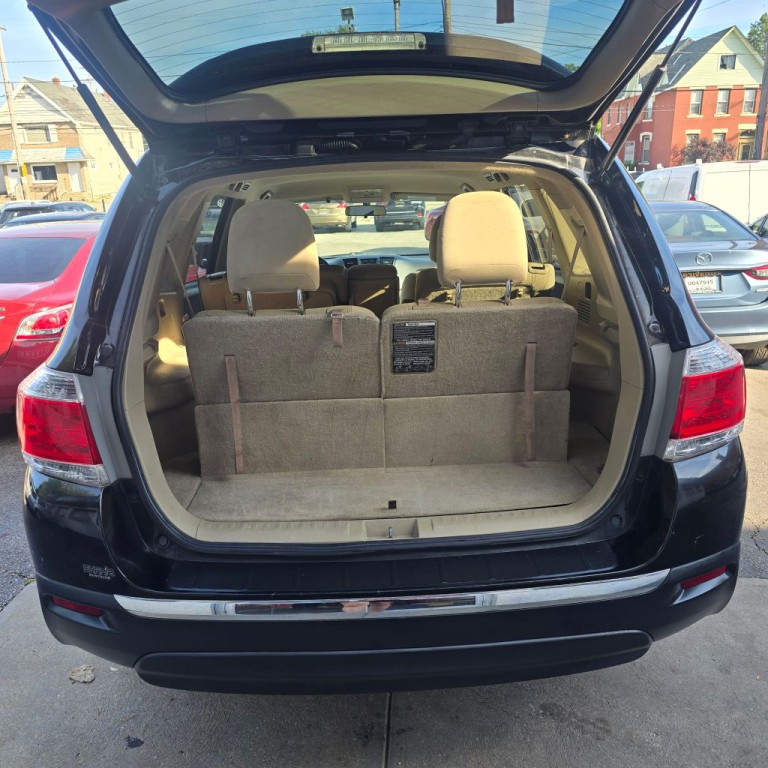2012 Toyota Highlander Image 14