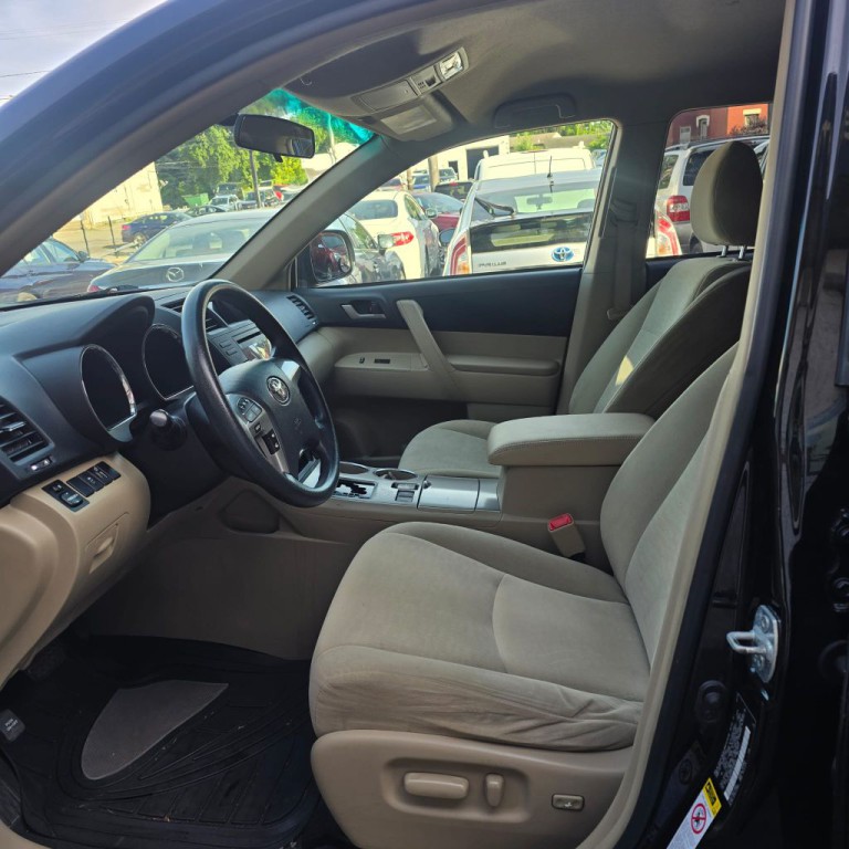 2012 Toyota Highlander Image 20