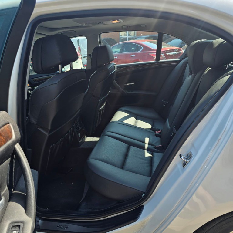 2008 BMW 5 Series Image 8