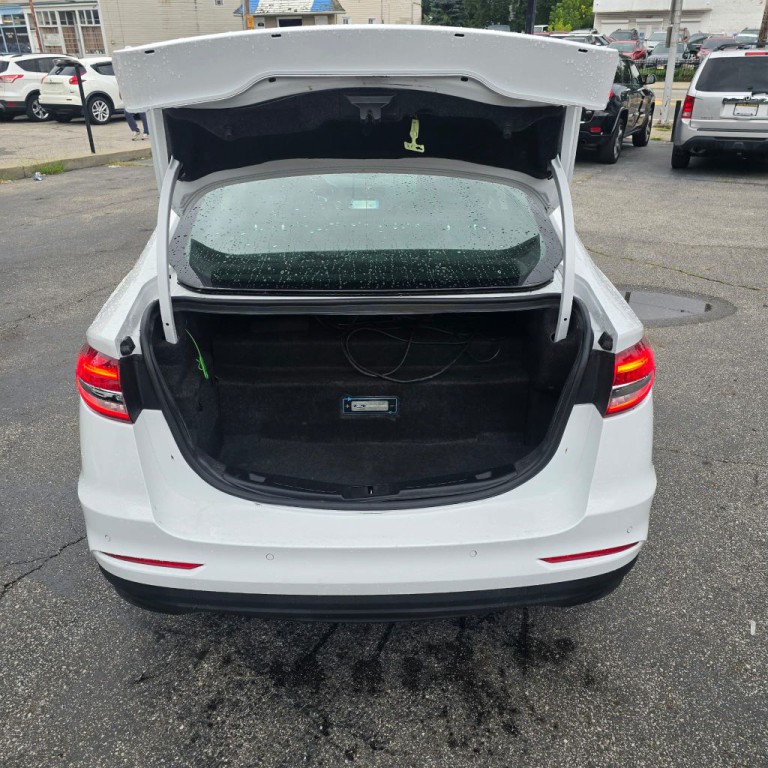 2019 Ford Fusion Image 9