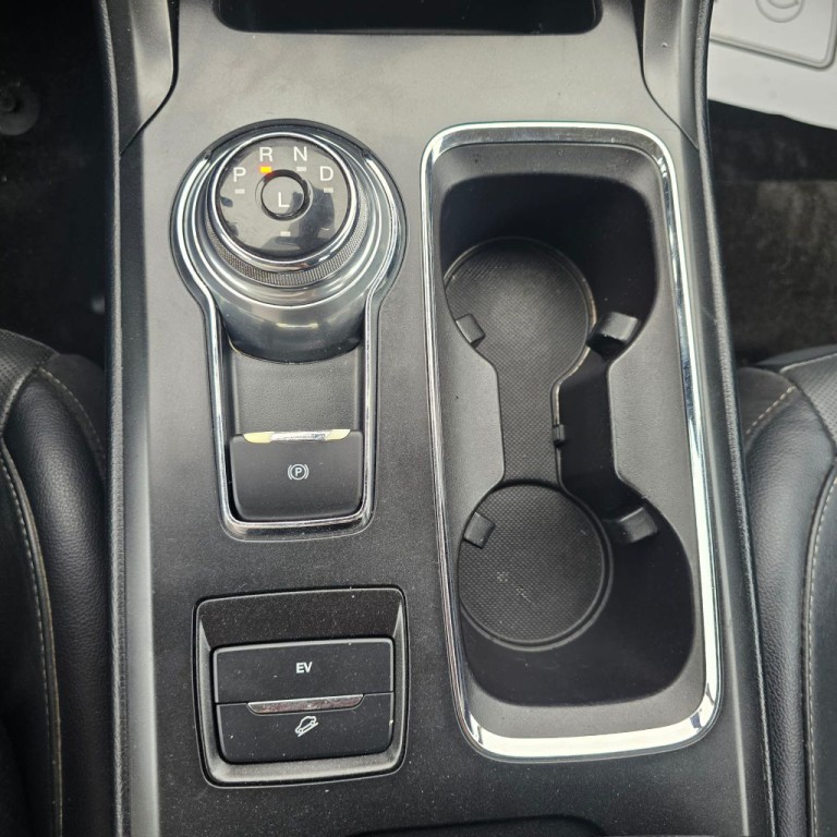 2019 Ford Fusion Image 12