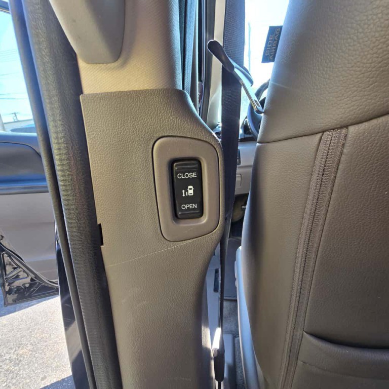 2015 Honda Odyssey Image 12