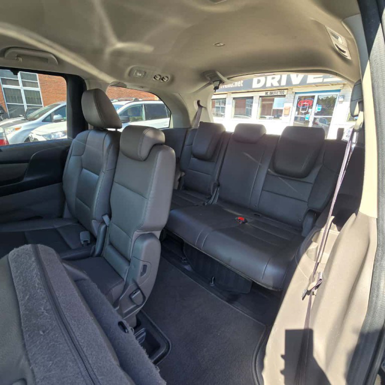 2015 Honda Odyssey Image 14