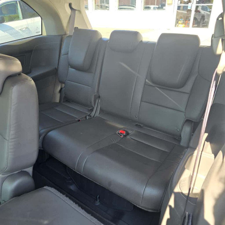 2015 Honda Odyssey Image 24