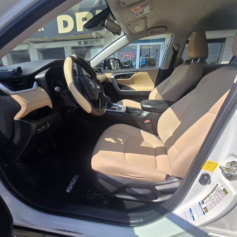 2019 Toyota Rav4 Image 13
