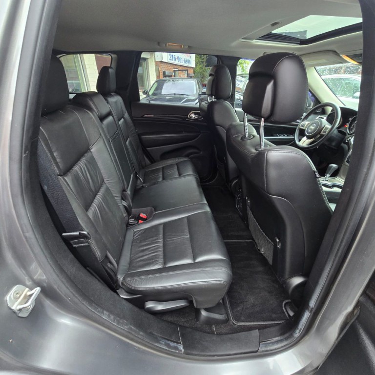 2013 Jeep Grand Cherokee Image 16
