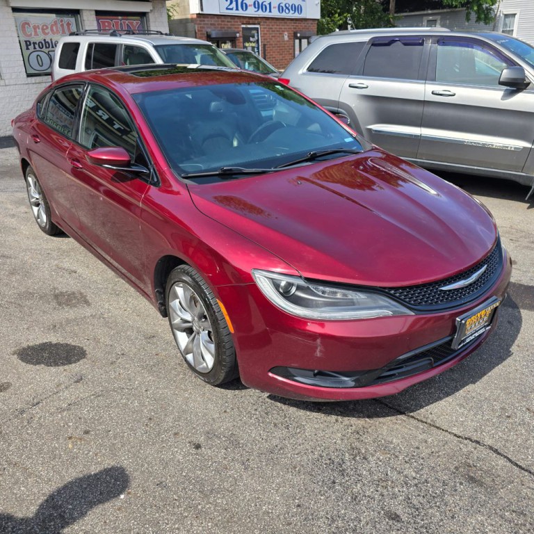 2015 Chrysler 200 Image 5