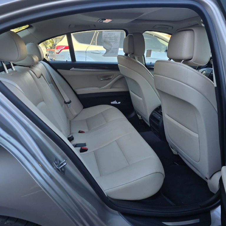 2013 BMW 5 Series Image 5