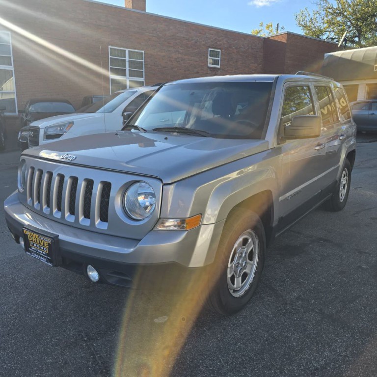 2016 Jeep Patriot Image 2