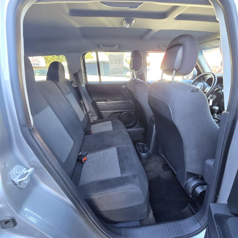 2016 Jeep Patriot Image 6