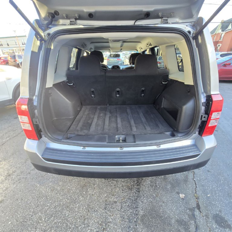 2016 Jeep Patriot Image 8