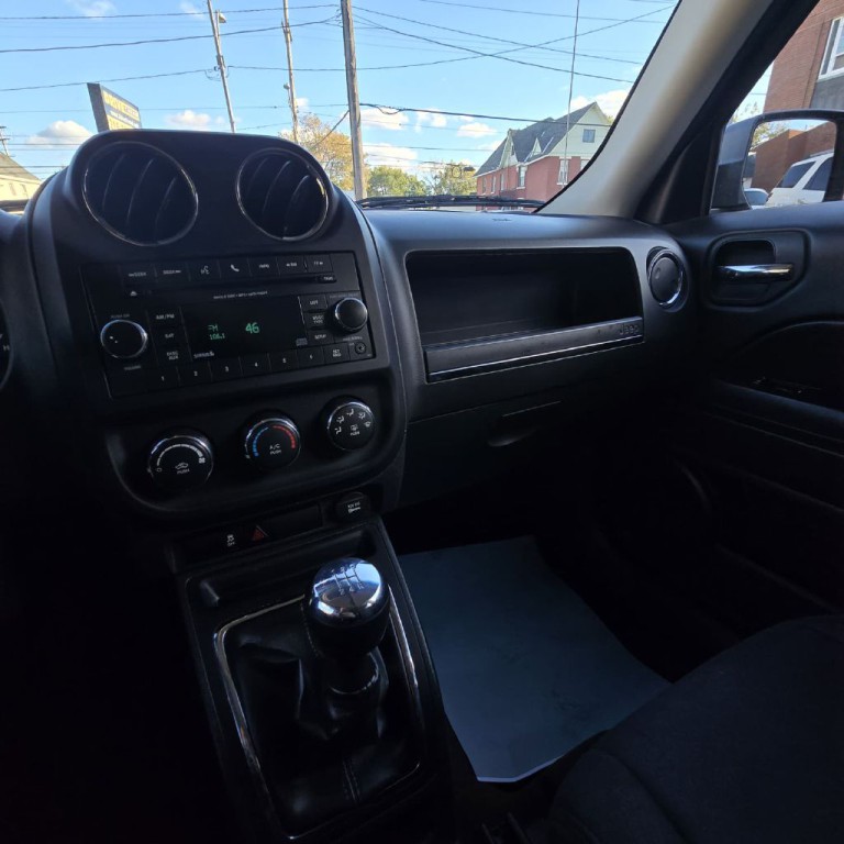 2016 Jeep Patriot Image 14