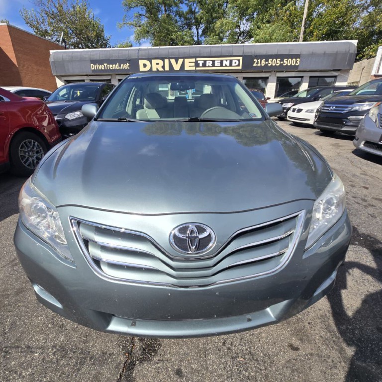 2011 Toyota Camry Image 1