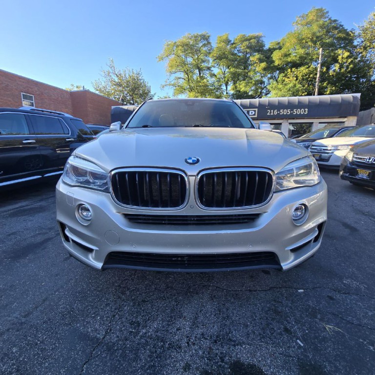 2016 BMW X5 Image 2