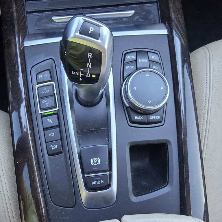 2016 BMW X5 Image 14