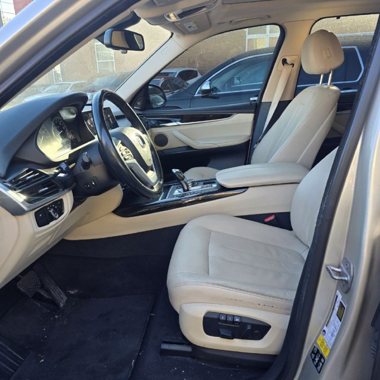 2016 BMW X5 Image 18