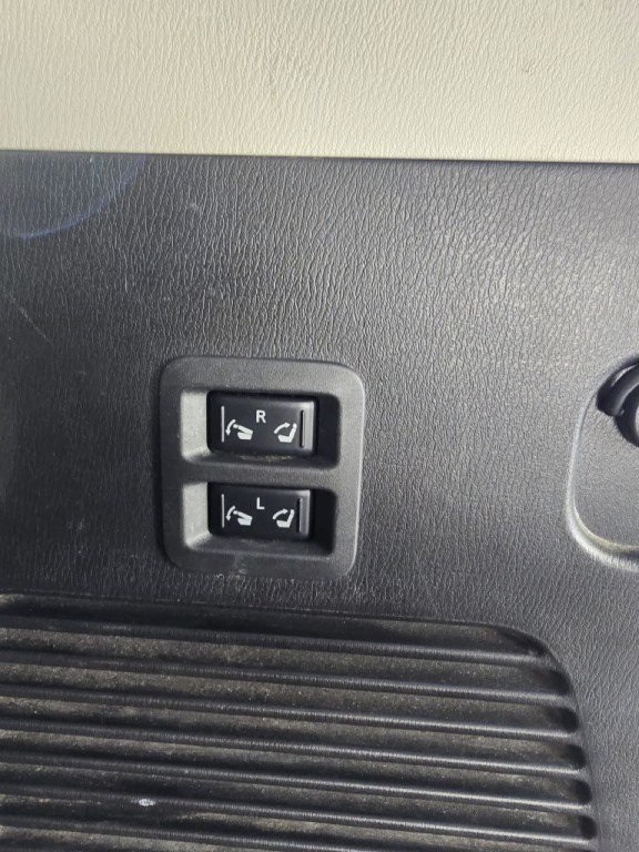 2015 INFINITI QX80 Image 18