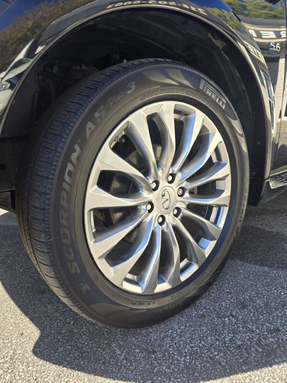 2015 INFINITI QX80 Image 24