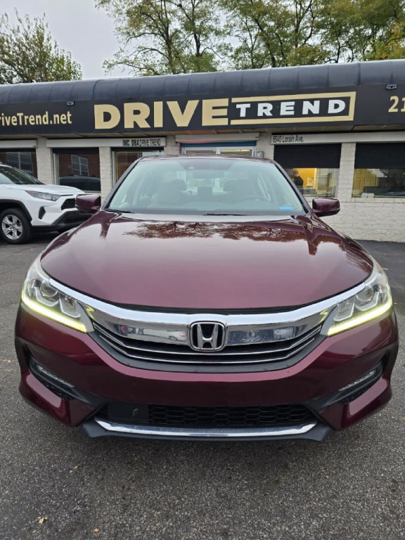 2016 Honda Accord Image 1