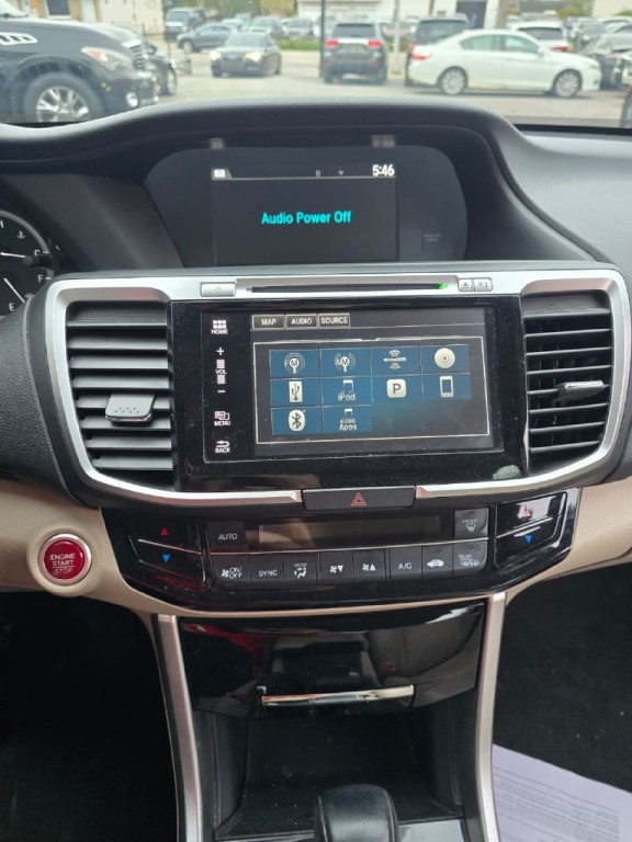 2016 Honda Accord Image 9