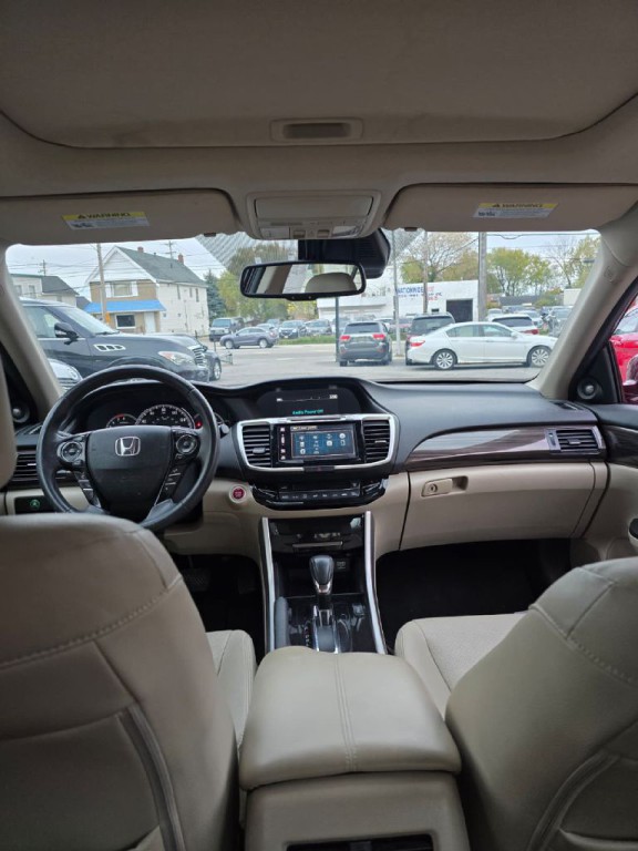 2016 Honda Accord Image 14