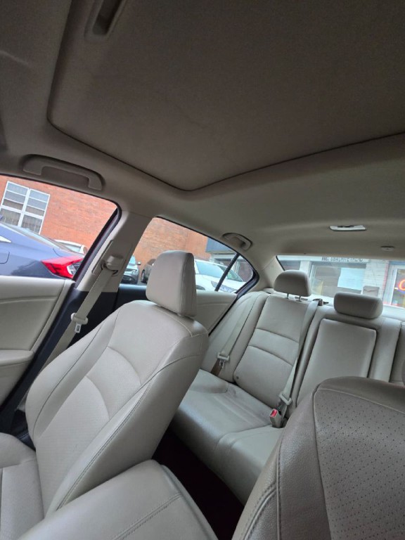 2016 Honda Accord Image 15