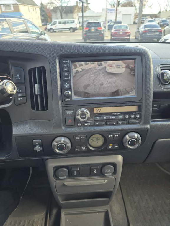 2011 Honda Ridgeline Image 10