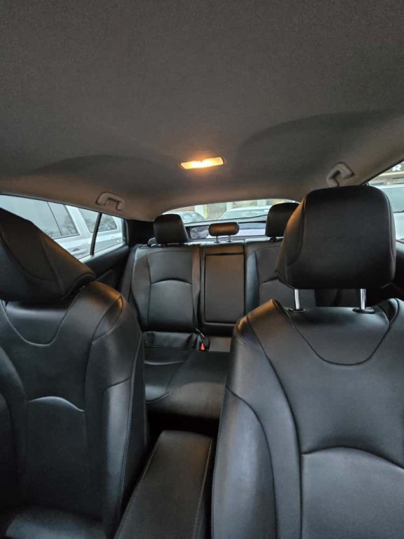 2016 Toyota Prius Image 5