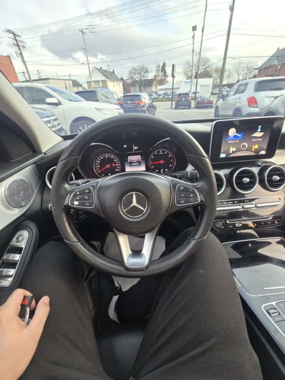 2015 Mercedes-Benz C-Class Image 11