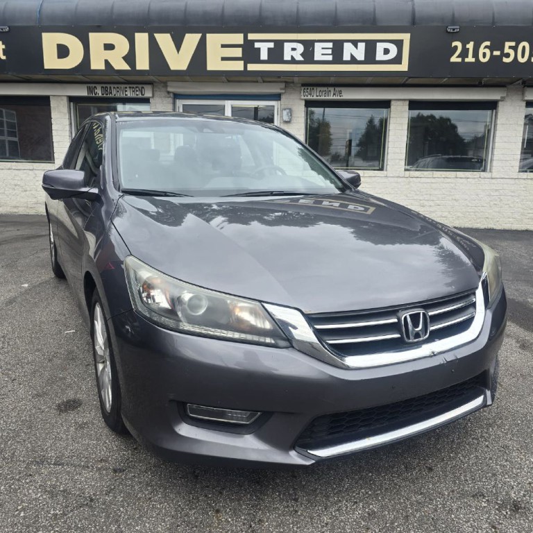 2013 Honda Accord Image 1