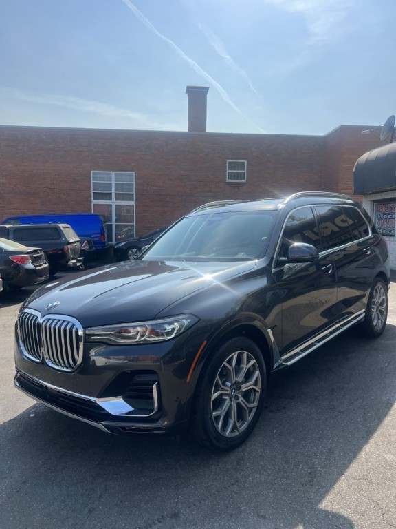 2019 BMW X7 Image 3