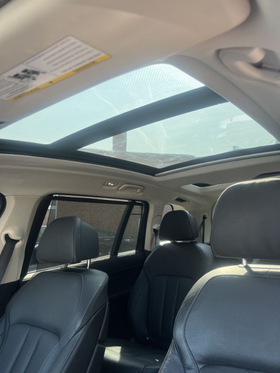 2019 BMW X7 Image 16