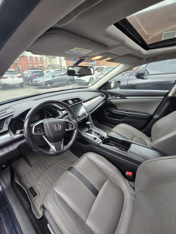 2016 Honda Civic Image 9