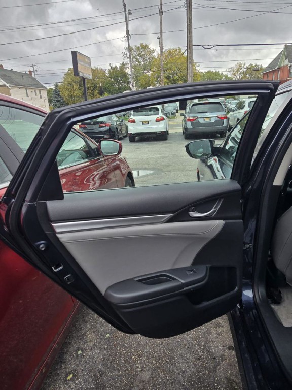 2016 Honda Civic Image 11