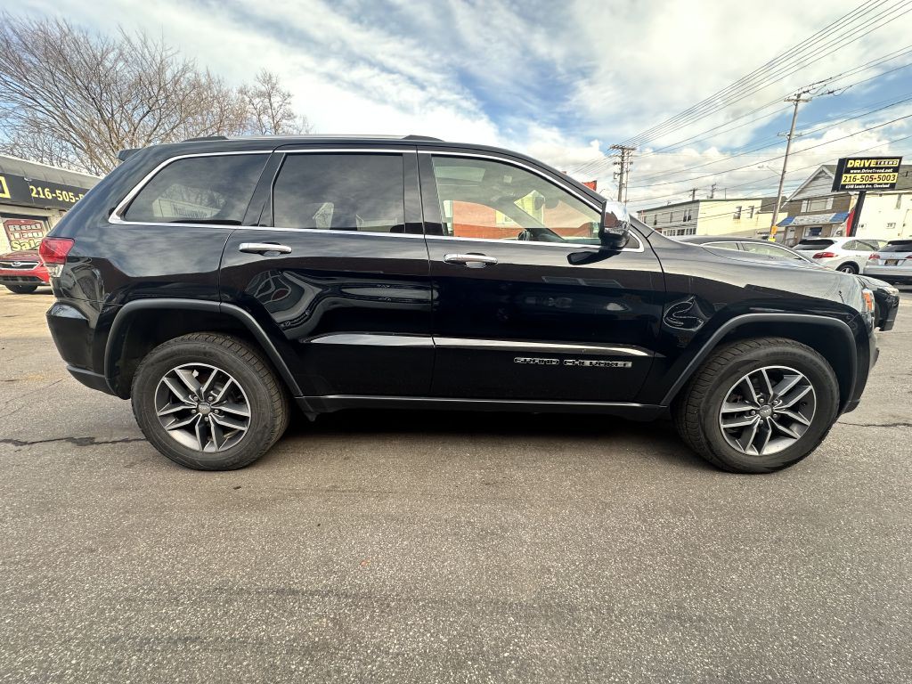 2017 Jeep Grand Cherokee Image 3