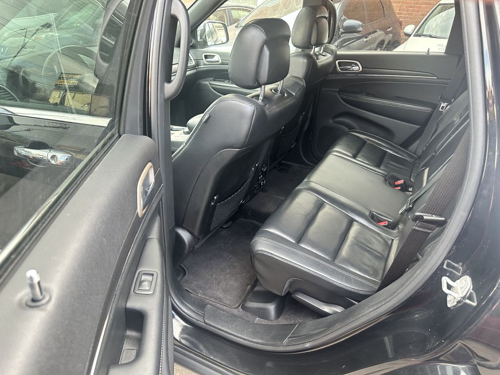 2017 Jeep Grand Cherokee Image 8