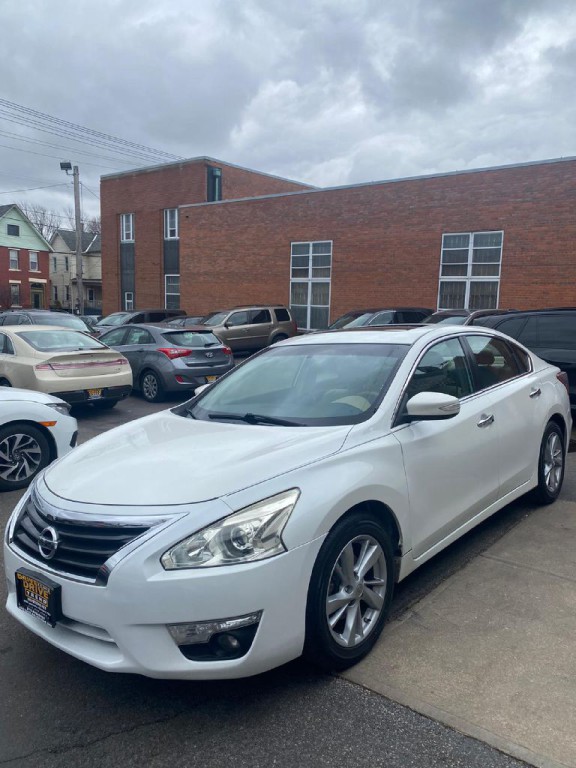 2013 Nissan Altima Image 2