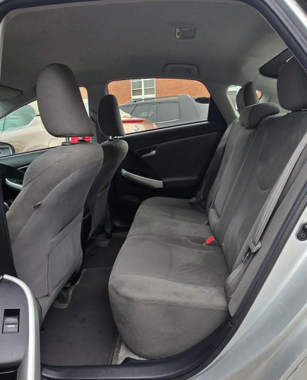 2012 Toyota Prius Image 6