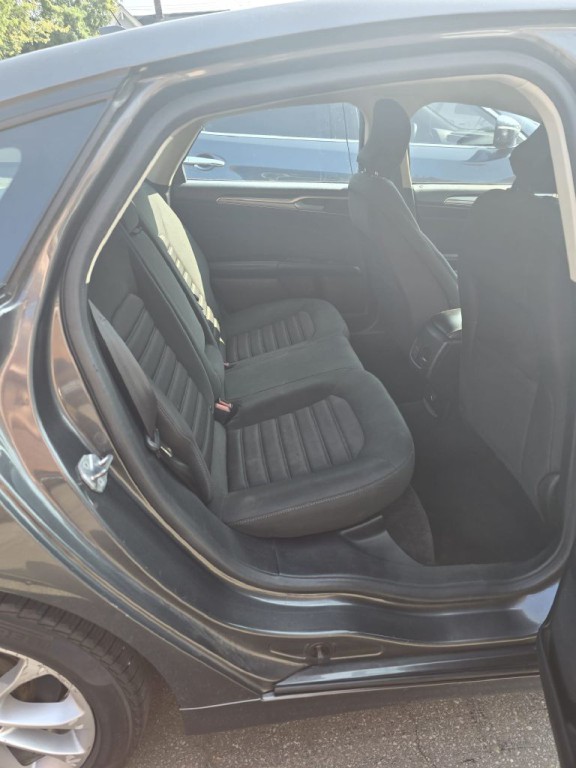 2019 Ford Fusion Image 4