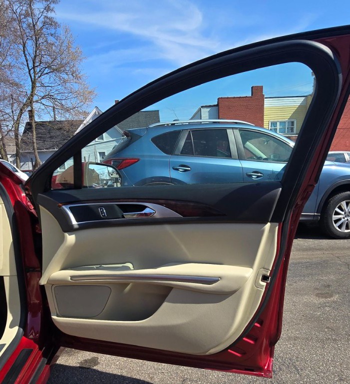 2014 Lincoln MKZ Image 7