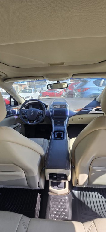 2014 Lincoln MKZ Image 13