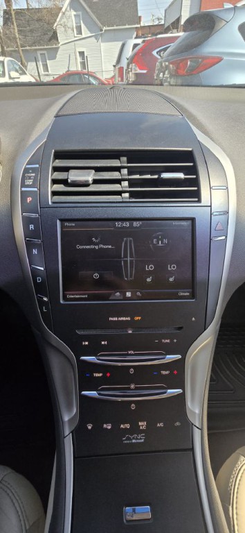 2014 Lincoln MKZ Image 15